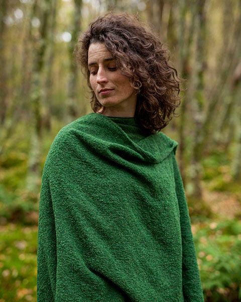 Irish Woven Wool Cape, Ruana, Wrap, Rectangle Cloak - 100% Pure New Wool - Emerald / outlet Bottle Green - HANDMADE IN IRELAND